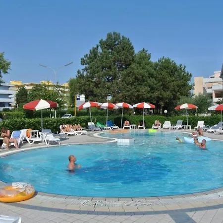 Apartament Shared Pool And Olive Orchard Garden *