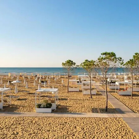 Apartament Shared Pool And Olive Orchard Garden Bibione